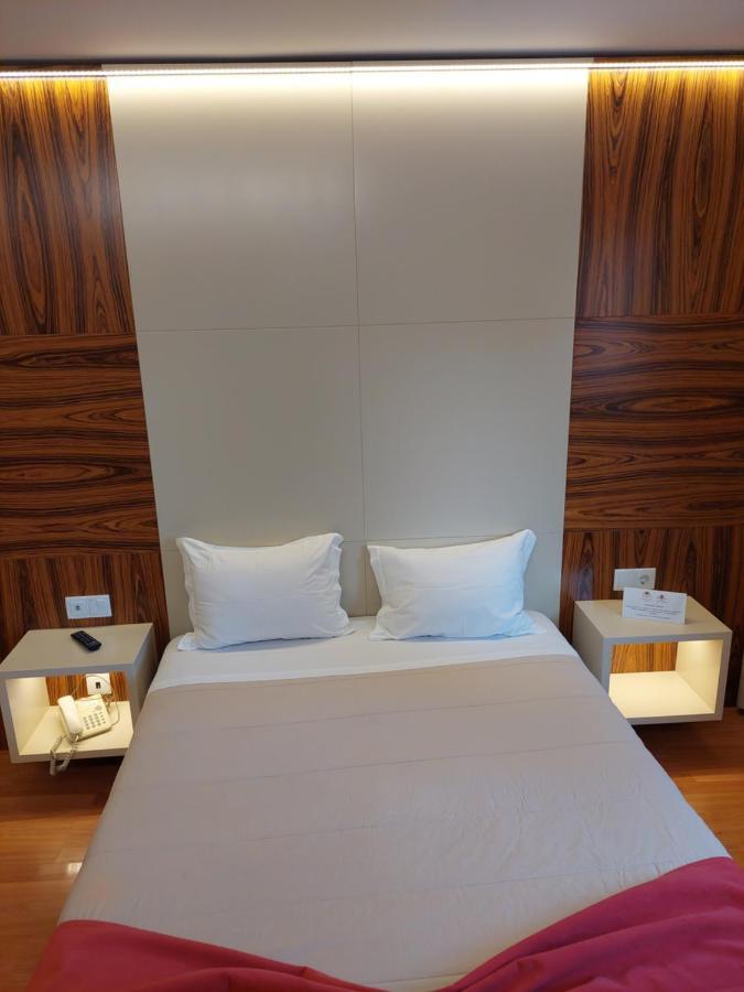 Hotel Amadora Palace Eksteriør billede